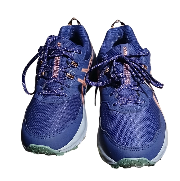 ASICS Women's Size 7.5 Purple and Pink Athletic Shoes - Picture 5 of 9